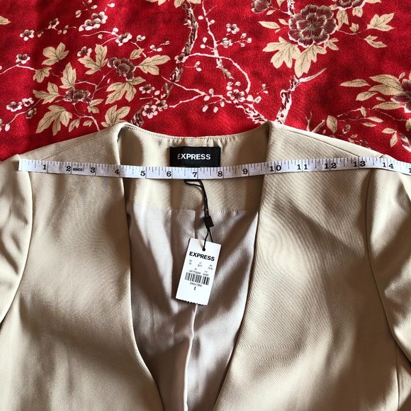 Exquisite Soft Beige Longline Blazer by Express - Size 0 - New with Tags - Picture 12 of 16